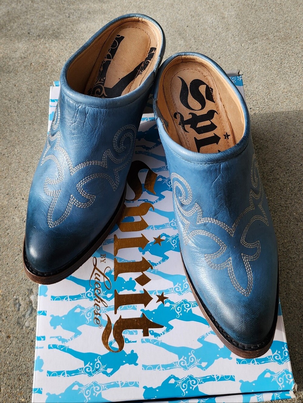 Lucchese Mules - Picture 6 of 10